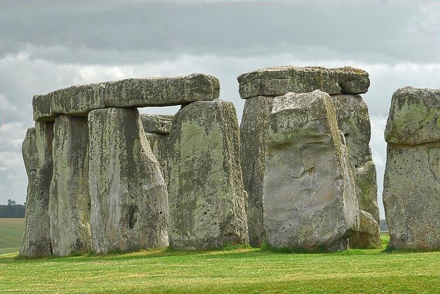 starověké kameny