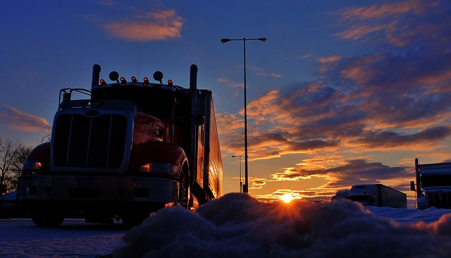 trucker a východ slunce